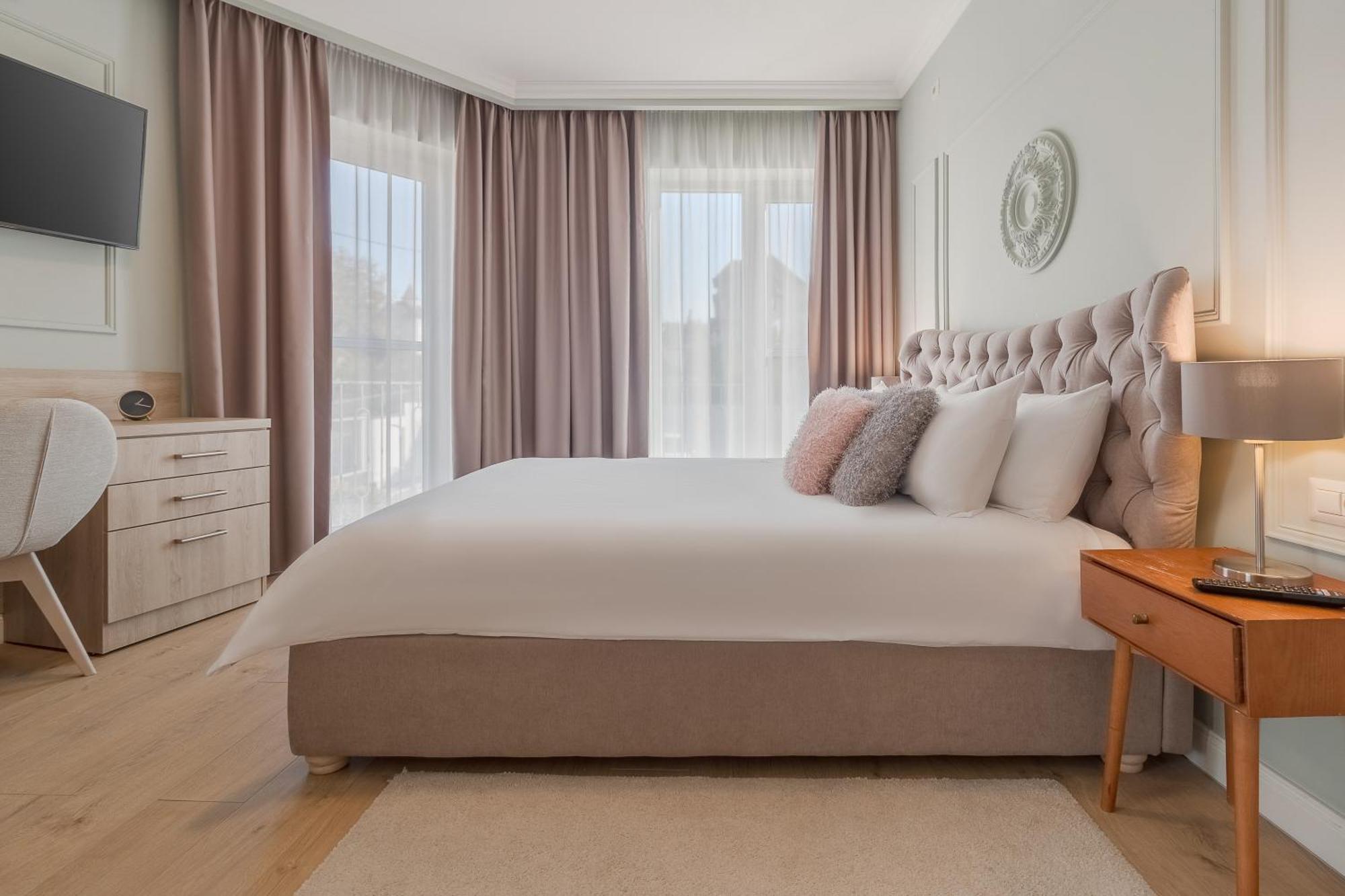 Dozsa Residence Орадеа Екстериор снимка