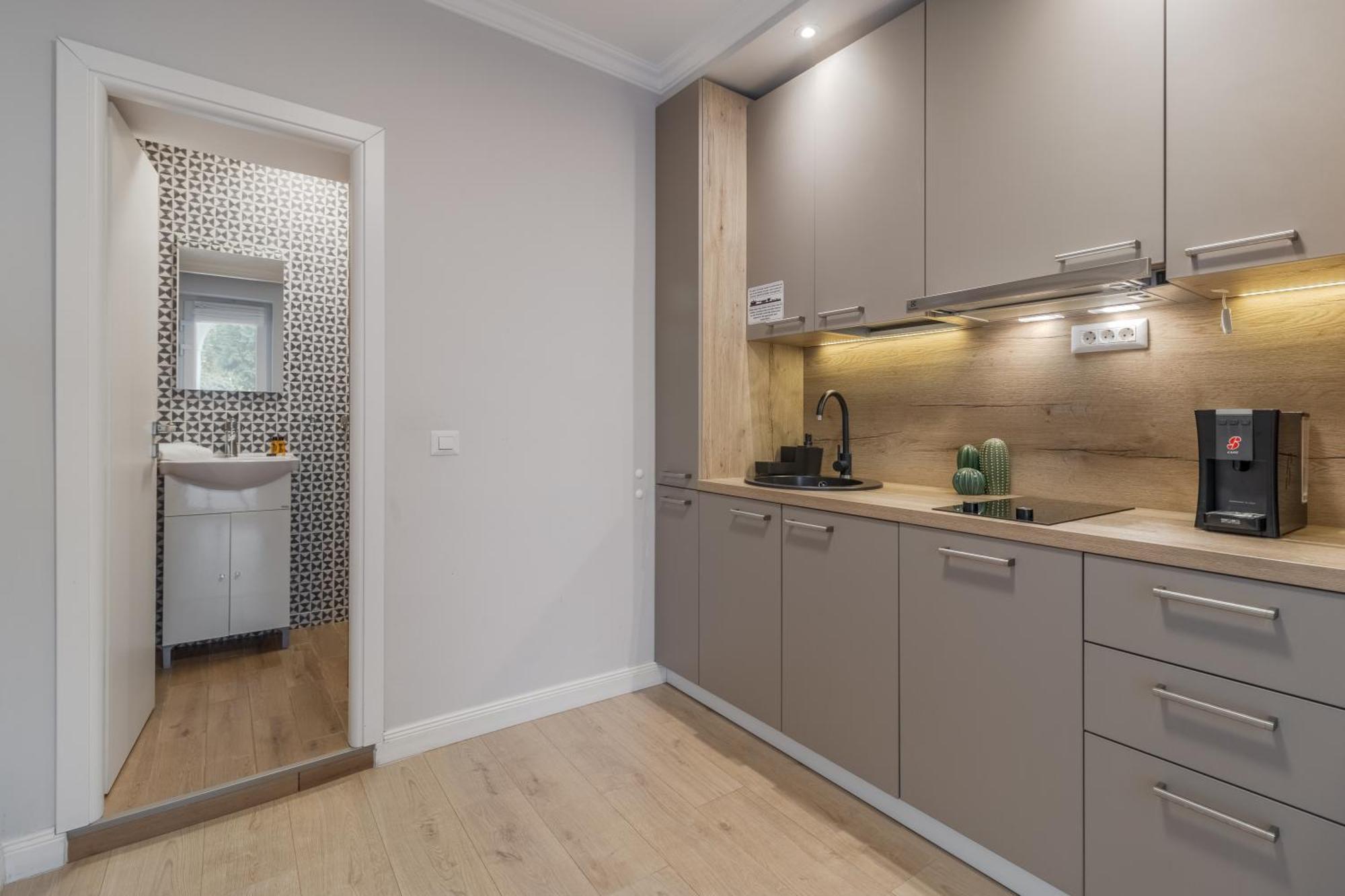 Dozsa Residence Орадеа Екстериор снимка