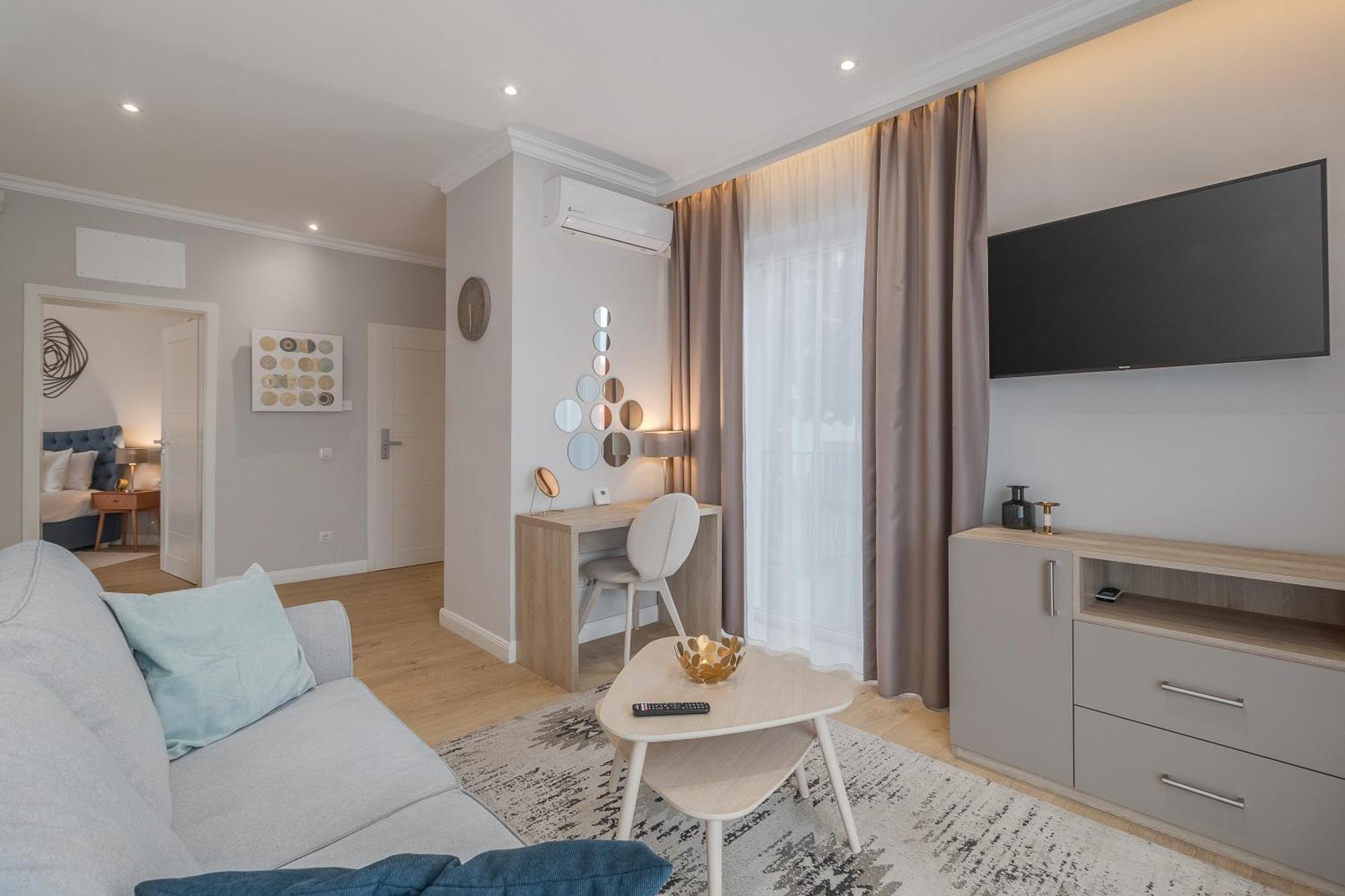 Dozsa Residence Орадеа Екстериор снимка
