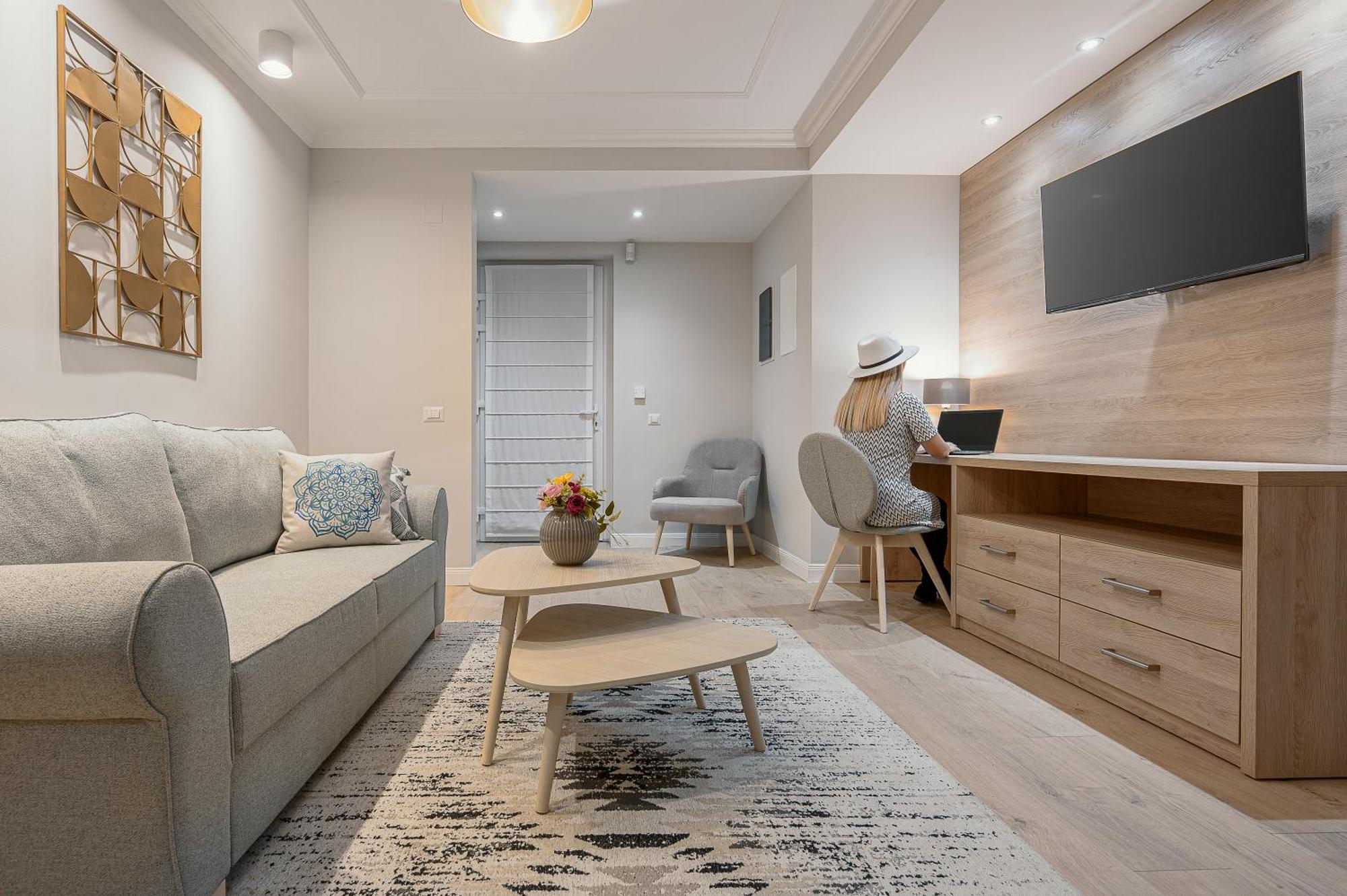 Dozsa Residence Орадеа Екстериор снимка